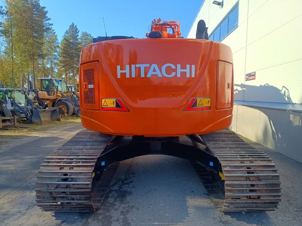Hitachi MYYTY! SOLD! ZX225USLC-7 -STAGE V- - Ekskavator me zinxhirë: foto 4 Hitachi MYYTY! SOLD! ZX225USLC-7 -STAGE V- - Ekskavator me zinxhirë: foto 4
