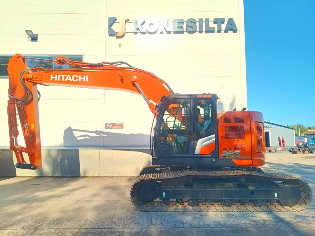 Hitachi MYYTY! SOLD! ZX225USLC-7 -STAGE V- - Ekskavator me zinxhirë: foto 1 Hitachi MYYTY! SOLD! ZX225USLC-7 -STAGE V- - Ekskavator me zinxhirë: foto 1