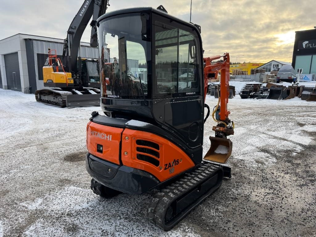 Hitachi ZX 18-3 CLR Kallistaja ja pyöritys - Miniekskavator: foto 5 Hitachi ZX 18-3 CLR Kallistaja ja pyöritys - Miniekskavator: foto 5