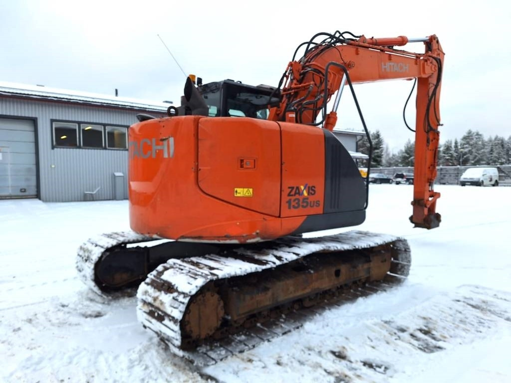 Hitachi ZX135USB-5 RASVARILLA - Ekskavator me zinxhirë: foto 4 Hitachi ZX135USB-5 RASVARILLA - Ekskavator me zinxhirë: foto 4
