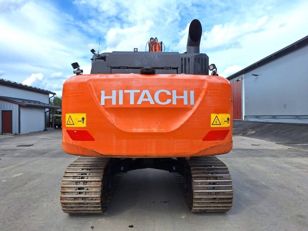 Hitachi ZX160LC-6 PYÖRITTÄJÄLLÄ - Ekskavator me zinxhirë: foto 3 Hitachi ZX160LC-6 PYÖRITTÄJÄLLÄ - Ekskavator me zinxhirë: foto 3