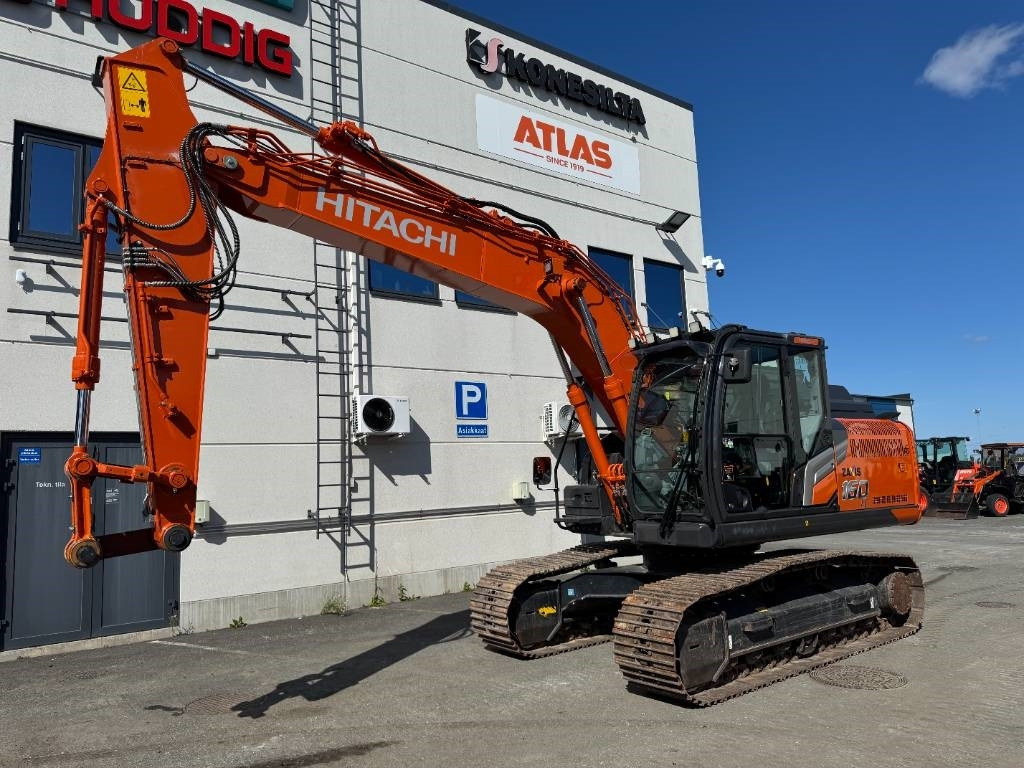 Hitachi ZX160LC-7 - Ekskavator me zinxhirë: foto 2 Hitachi ZX160LC-7 - Ekskavator me zinxhirë: foto 2