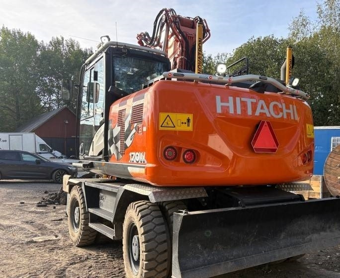 Hitachi ZX170W-6 + Peräkärry 2-akselinen - Ekskavator me goma: foto 2 Hitachi ZX170W-6 + Peräkärry 2-akselinen - Ekskavator me goma: foto 2