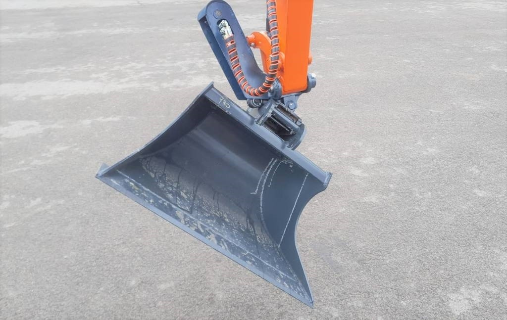 Miniekskavator i ri Hitachi ZX17U-6 KALLISTAJALLA: foto 10