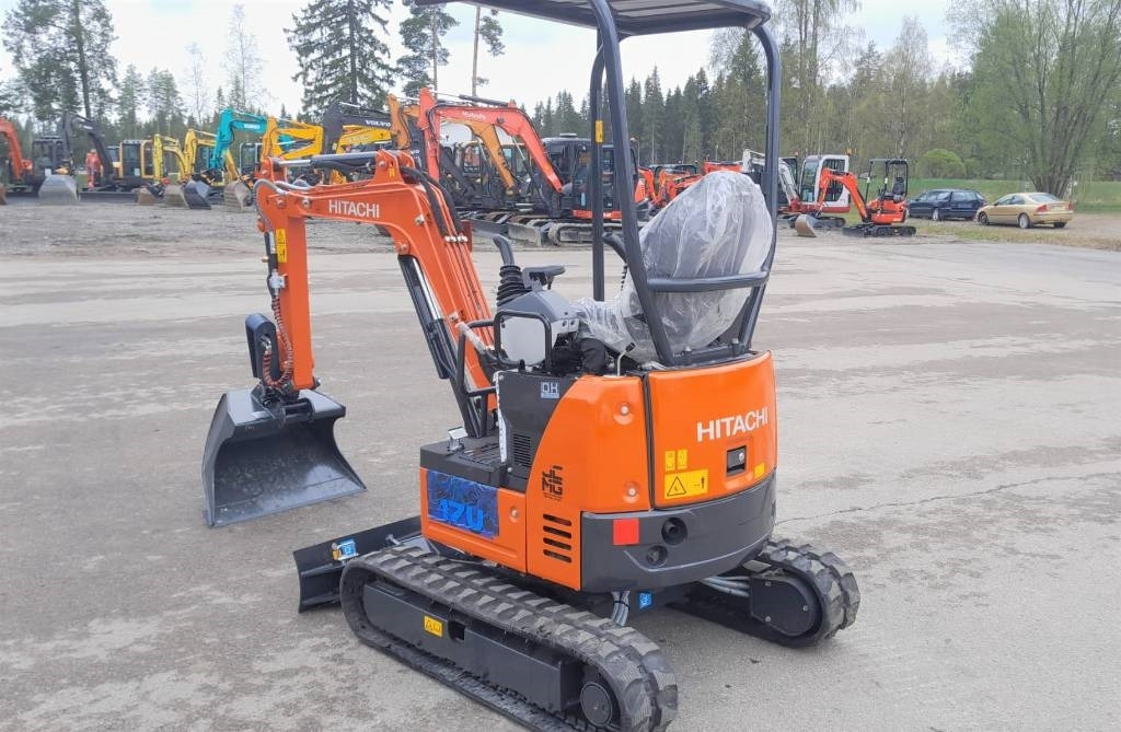 Hitachi ZX17U-6 KALLISTAJALLA - Miniekskavator: foto 2 Hitachi ZX17U-6 KALLISTAJALLA - Miniekskavator: foto 2