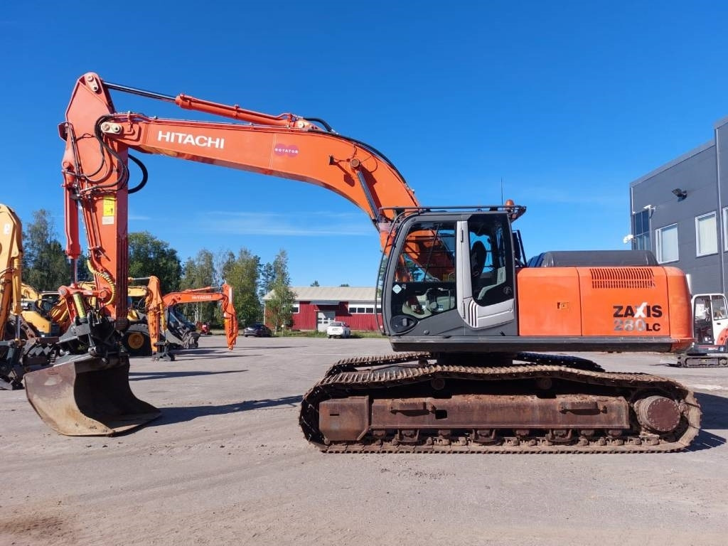 Hitachi ZX280LC-3 KALLISTAJALLA - Ekskavator me zinxhirë: foto 1 Hitachi ZX280LC-3 KALLISTAJALLA - Ekskavator me zinxhirë: foto 1