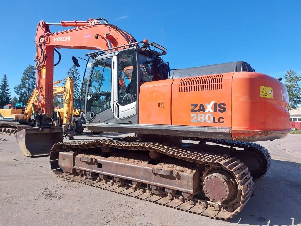 Hitachi ZX280LC-3 KALLISTAJALLA - Ekskavator me zinxhirë: foto 2 Hitachi ZX280LC-3 KALLISTAJALLA - Ekskavator me zinxhirë: foto 2