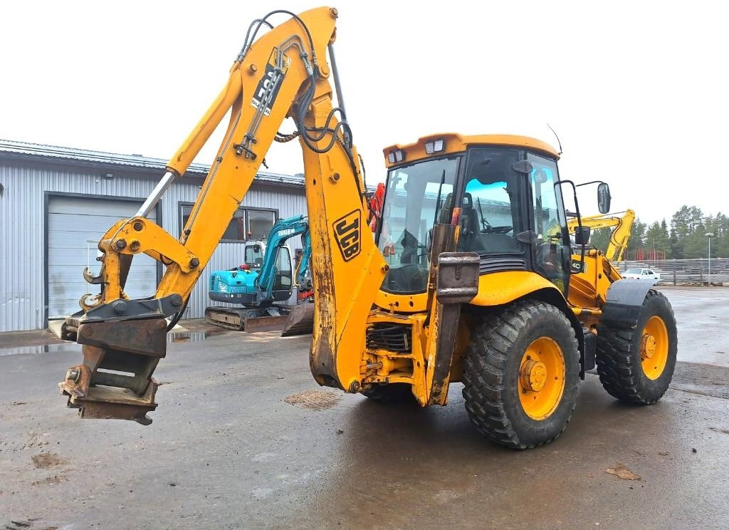 JCB 4CN YHDISTELMÄKONE KALLISTAJALLA - Fadromë me shkarkim nga prapa: foto 3 JCB 4CN YHDISTELMÄKONE KALLISTAJALLA - Fadromë me shkarkim nga prapa: foto 3