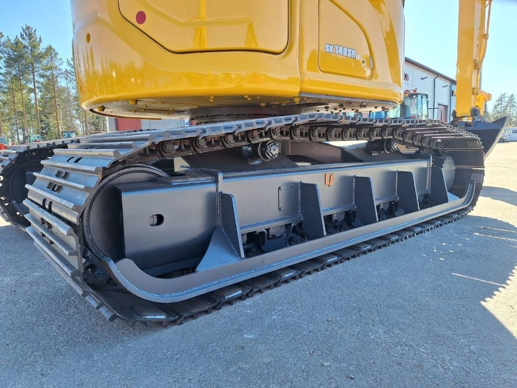 Ekskavator me zinxhirë Kobelco SK140SRL-7 -JÄREÄ UUSI SUOALUSTA-: foto 14