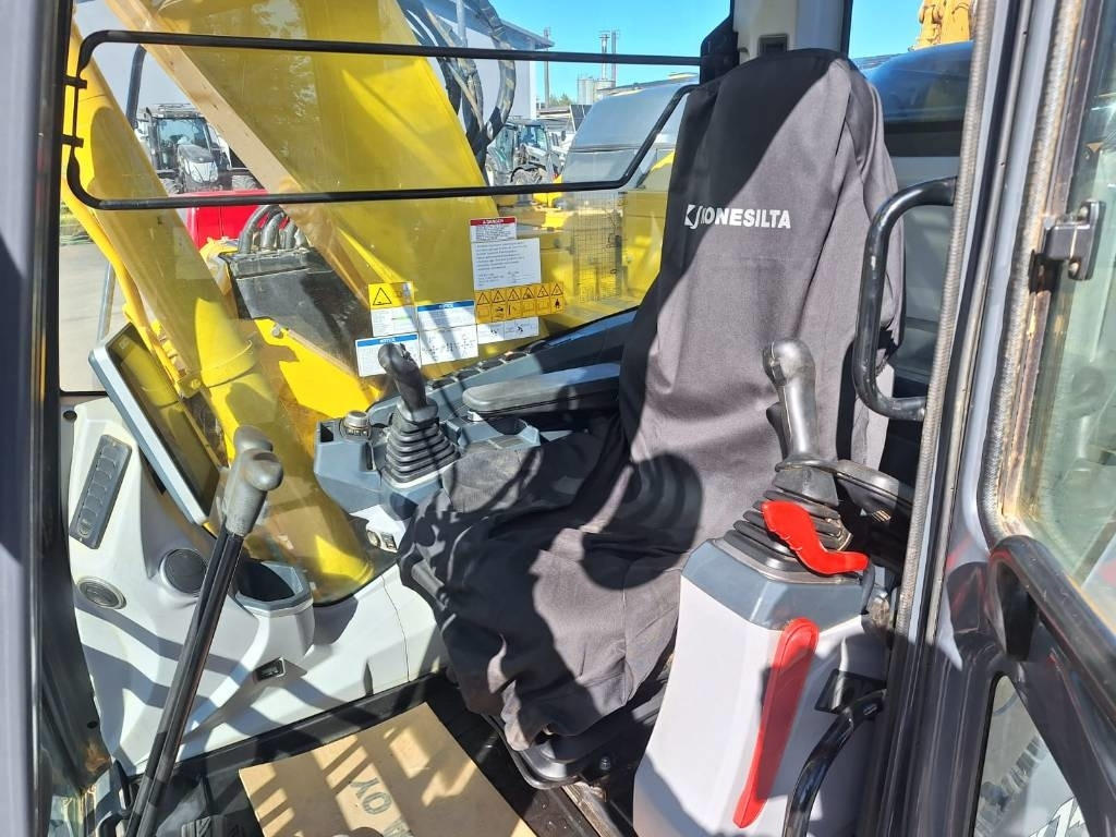 Ekskavator me zinxhirë Kobelco SK140SRL-7 -JÄREÄ UUSI SUOALUSTA-: foto 15