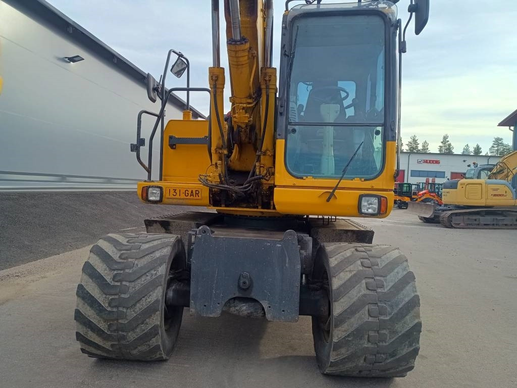 Ekskavator me goma Komatsu MYYTY! SOLD! PW140-7 PYÖRITTÄJÄLLÄ: foto 9