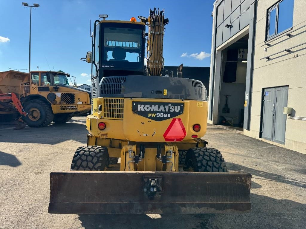 Komatsu PW 98 MR-6 - Ekskavator me goma: foto 4 Komatsu PW 98 MR-6 - Ekskavator me goma: foto 4