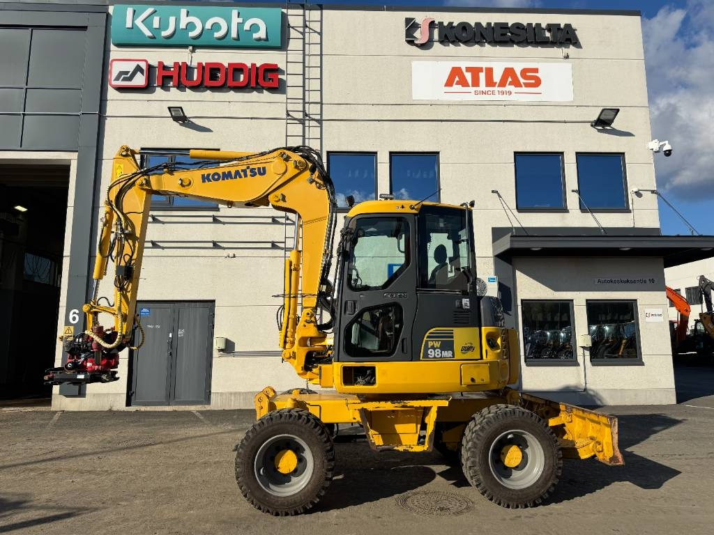 Komatsu PW 98 MR-6 - Ekskavator me goma: foto 1 Komatsu PW 98 MR-6 - Ekskavator me goma: foto 1