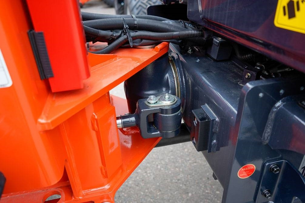 Fadrom me goma i ri Kubota R070 VARUSTELTU: foto 28