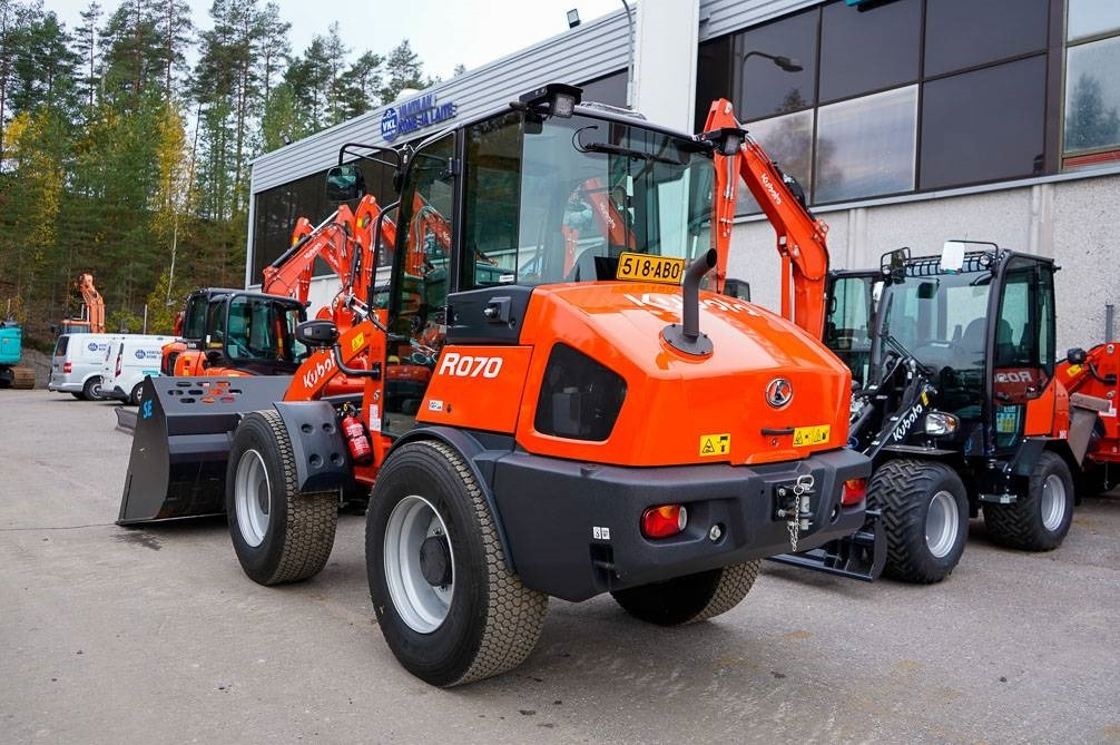 Fadrom me goma i ri Kubota R070 VARUSTELTU: foto 7