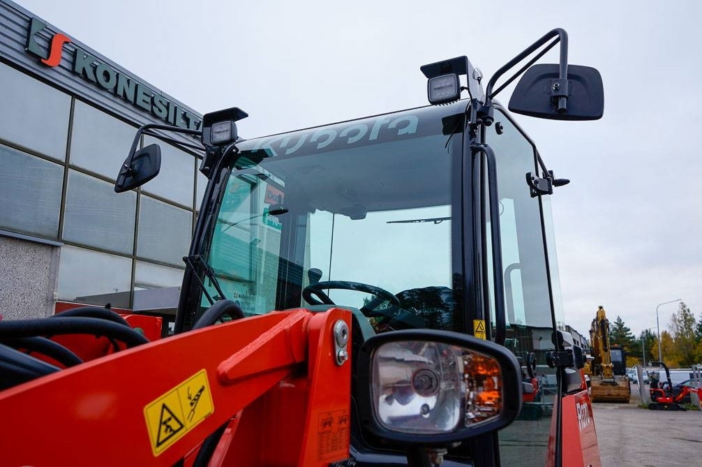 Fadrom me goma i ri Kubota R070 VARUSTELTU: foto 11