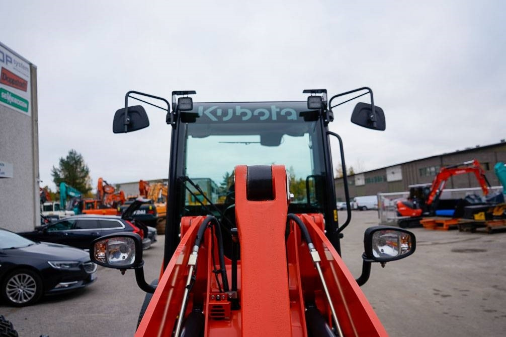 Fadrom me goma i ri Kubota R070 VARUSTELTU: foto 25