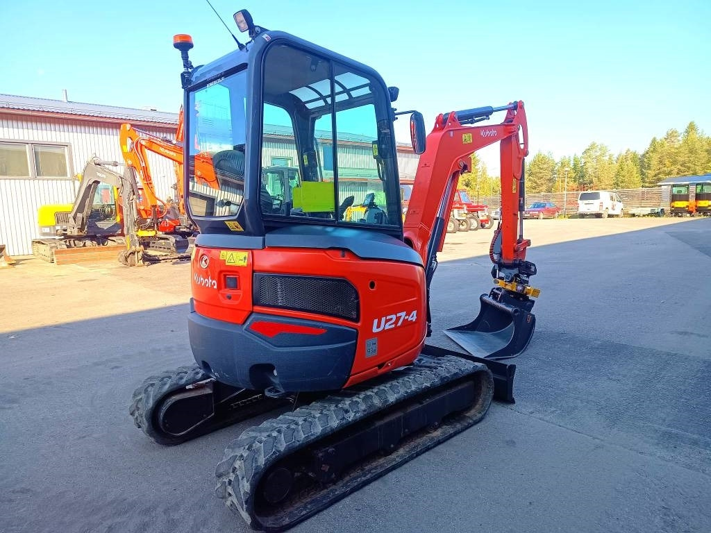 Kubota U27-4 UUDELLA PYÖRITTÄJÄLLÄ - Miniekskavator: foto 4 Kubota U27-4 UUDELLA PYÖRITTÄJÄLLÄ - Miniekskavator: foto 4