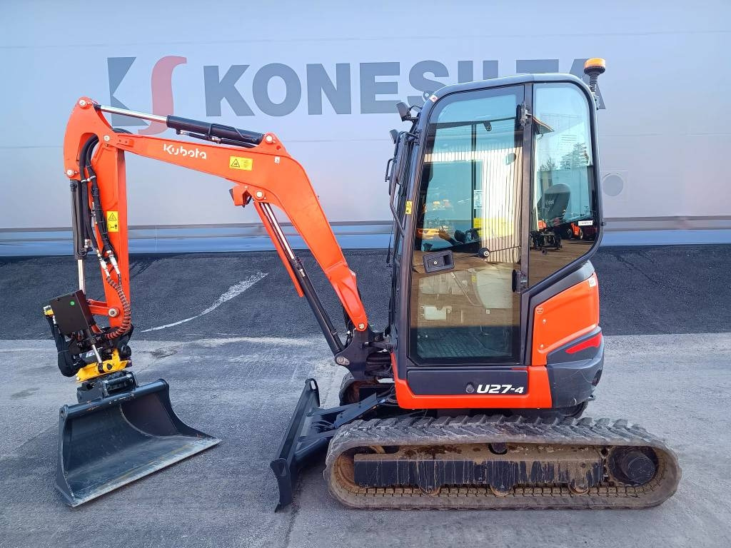 Kubota U27-4 UUDELLA PYÖRITTÄJÄLLÄ - Miniekskavator: foto 1 Kubota U27-4 UUDELLA PYÖRITTÄJÄLLÄ - Miniekskavator: foto 1
