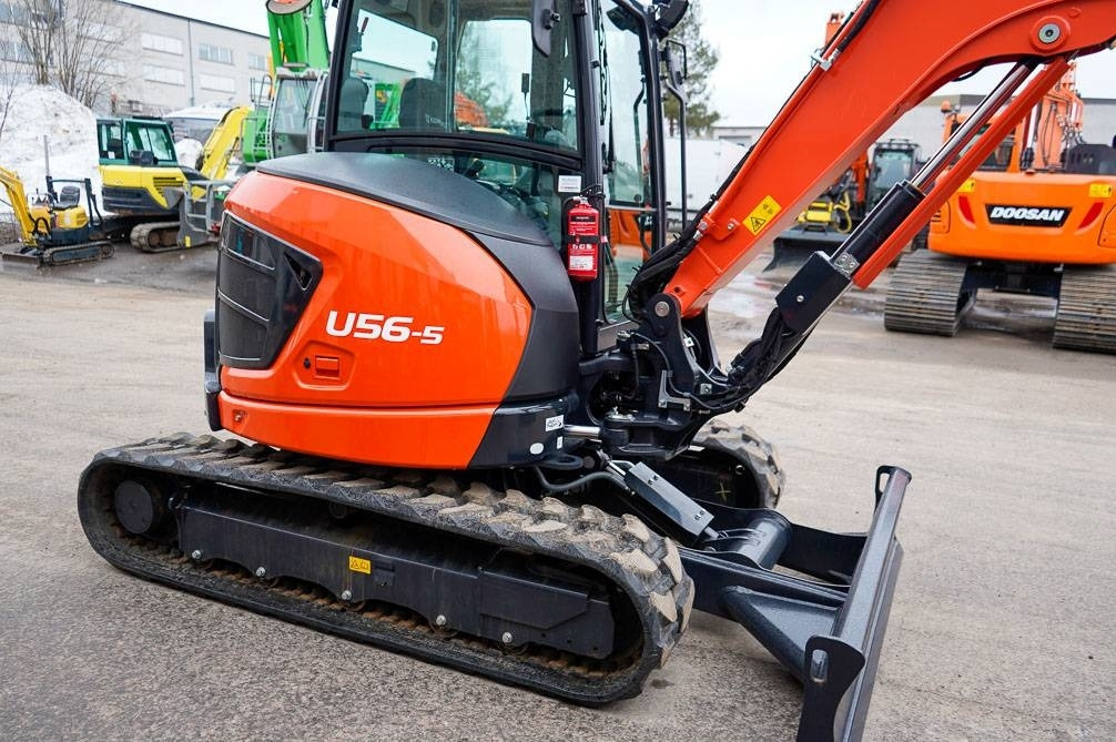 Miniekskavator Kubota U56-5 VALMIIKSI VARUSTELTU: foto 6 Miniekskavator Kubota U56-5 VALMIIKSI VARUSTELTU: foto 6