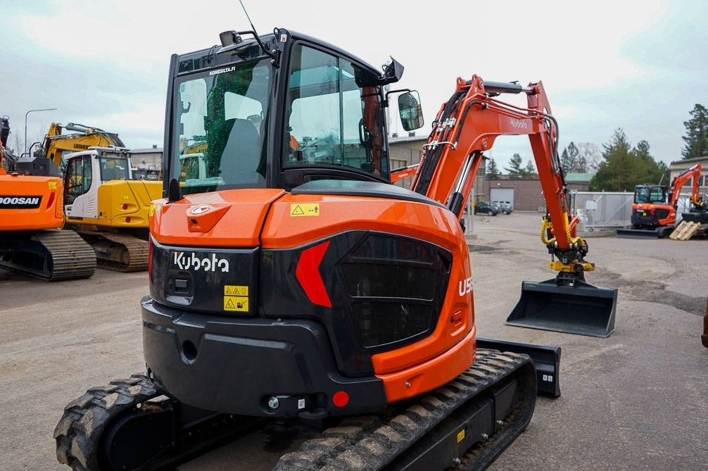Miniekskavator Kubota U56-5 VALMIIKSI VARUSTELTU: foto 7 Miniekskavator Kubota U56-5 VALMIIKSI VARUSTELTU: foto 7