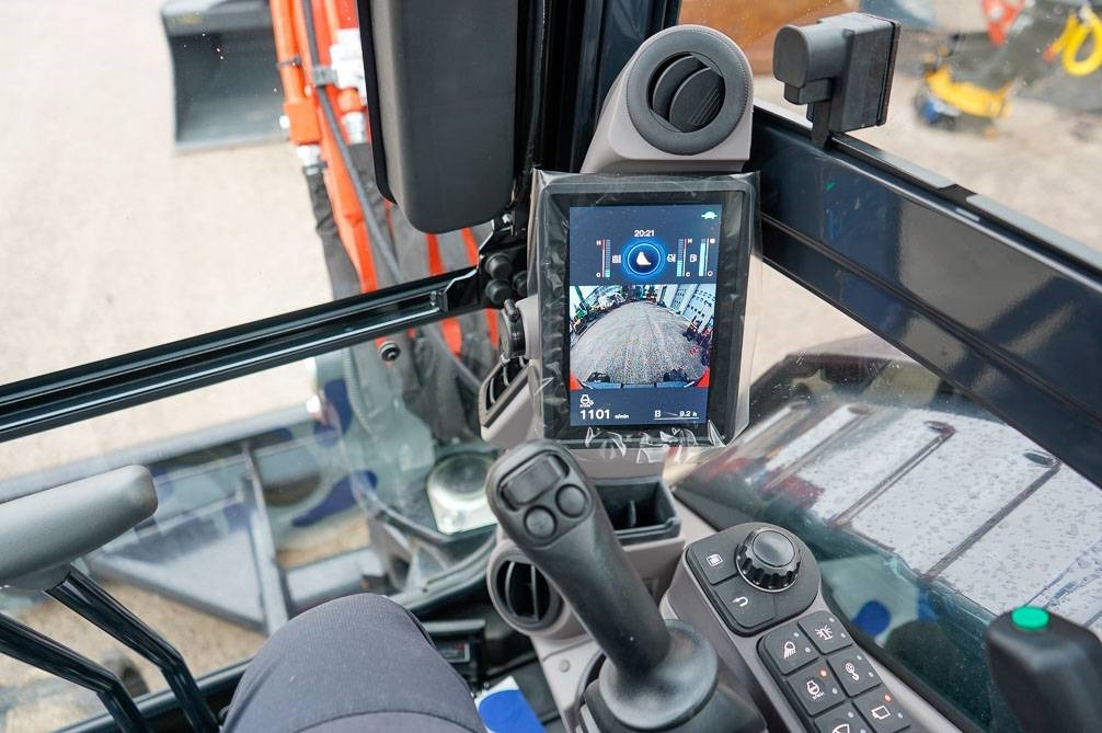 Miniekskavator Kubota U56-5 VALMIIKSI VARUSTELTU: foto 25 Miniekskavator Kubota U56-5 VALMIIKSI VARUSTELTU: foto 25