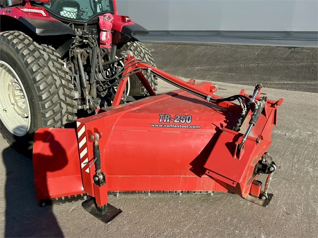 Valtra MYYTY!!SOLD!!A94 KAUHA+LUMILINKO - Traktor: foto 5 Valtra MYYTY!!SOLD!!A94 KAUHA+LUMILINKO - Traktor: foto 5