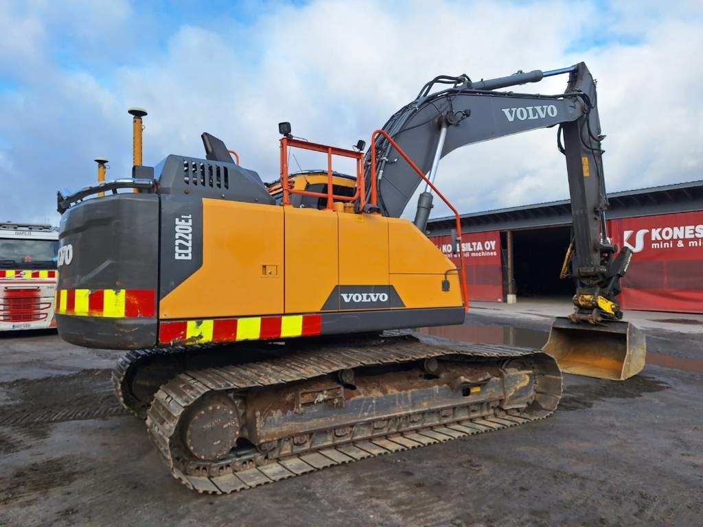 Volvo EC220EL HUIPPUVARUSTEILLA - Ekskavator me zinxhirë: foto 4 Volvo EC220EL HUIPPUVARUSTEILLA - Ekskavator me zinxhirë: foto 4
