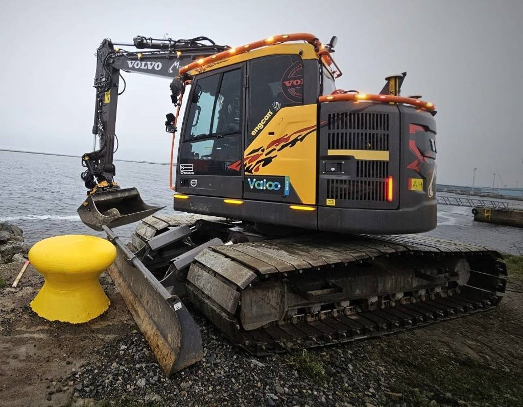 Volvo ECR145EL HUIPPUHIENO, TULOSSA KMÄKI - Ekskavator me zinxhirë: foto 2 Volvo ECR145EL HUIPPUHIENO, TULOSSA KMÄKI - Ekskavator me zinxhirë: foto 2