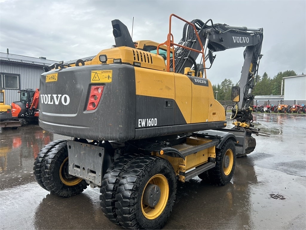 Volvo EW160D PYÖRITTÄJÄLLÄ - Ekskavator me goma: foto 4 Volvo EW160D PYÖRITTÄJÄLLÄ - Ekskavator me goma: foto 4