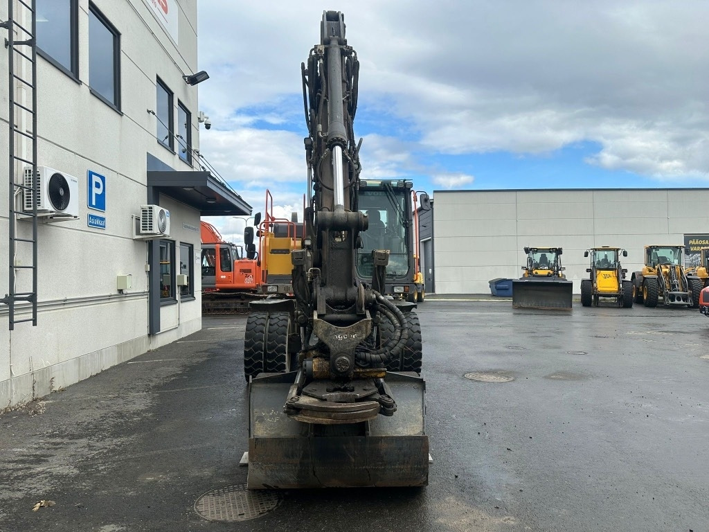 Volvo EW160E PYÖRITTÄJÄLLÄ - Ekskavator me goma: foto 3 Volvo EW160E PYÖRITTÄJÄLLÄ - Ekskavator me goma: foto 3