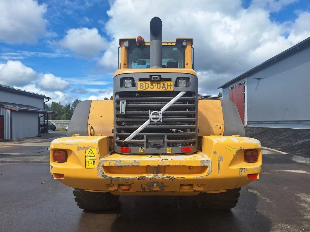 Volvo L120F RASVARI, VAAKA - Fadrom me goma: foto 3 Volvo L120F RASVARI, VAAKA - Fadrom me goma: foto 3