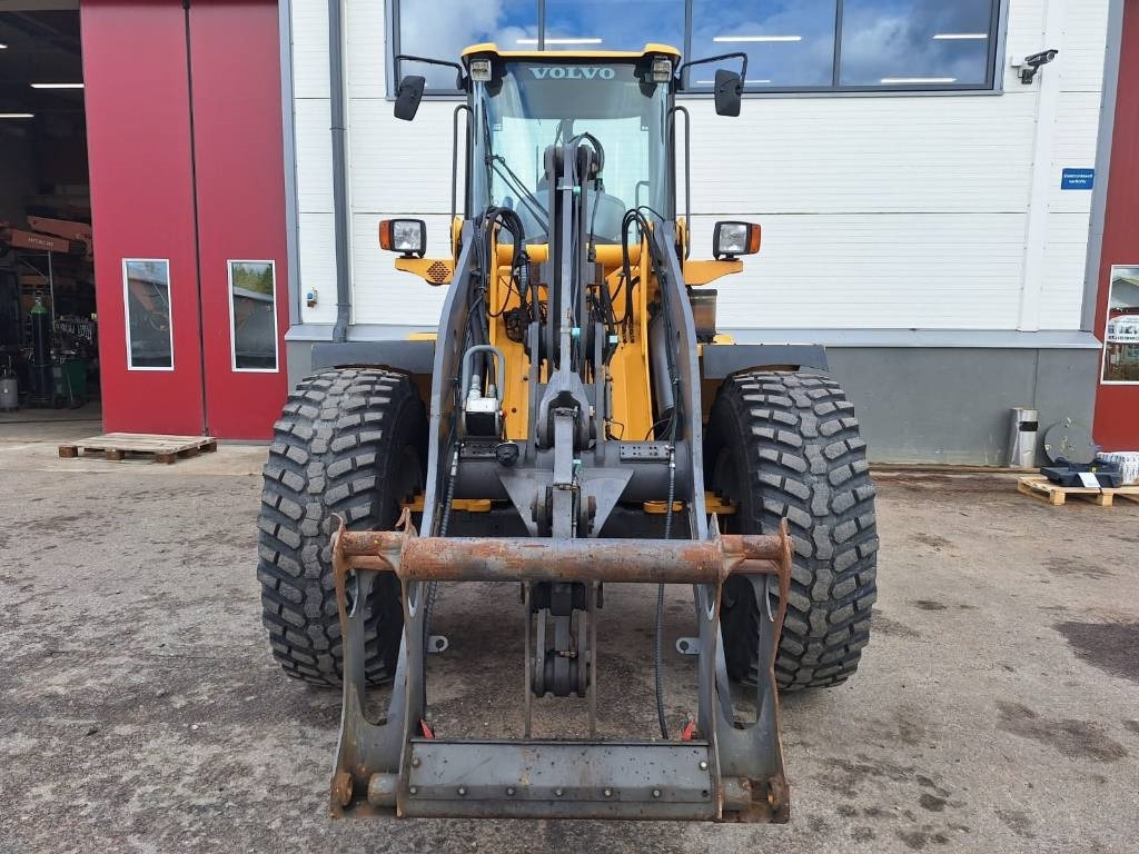 Volvo L45B TPS RASVARI, YM. - Fadrom me goma: foto 5 Volvo L45B TPS RASVARI, YM. - Fadrom me goma: foto 5
