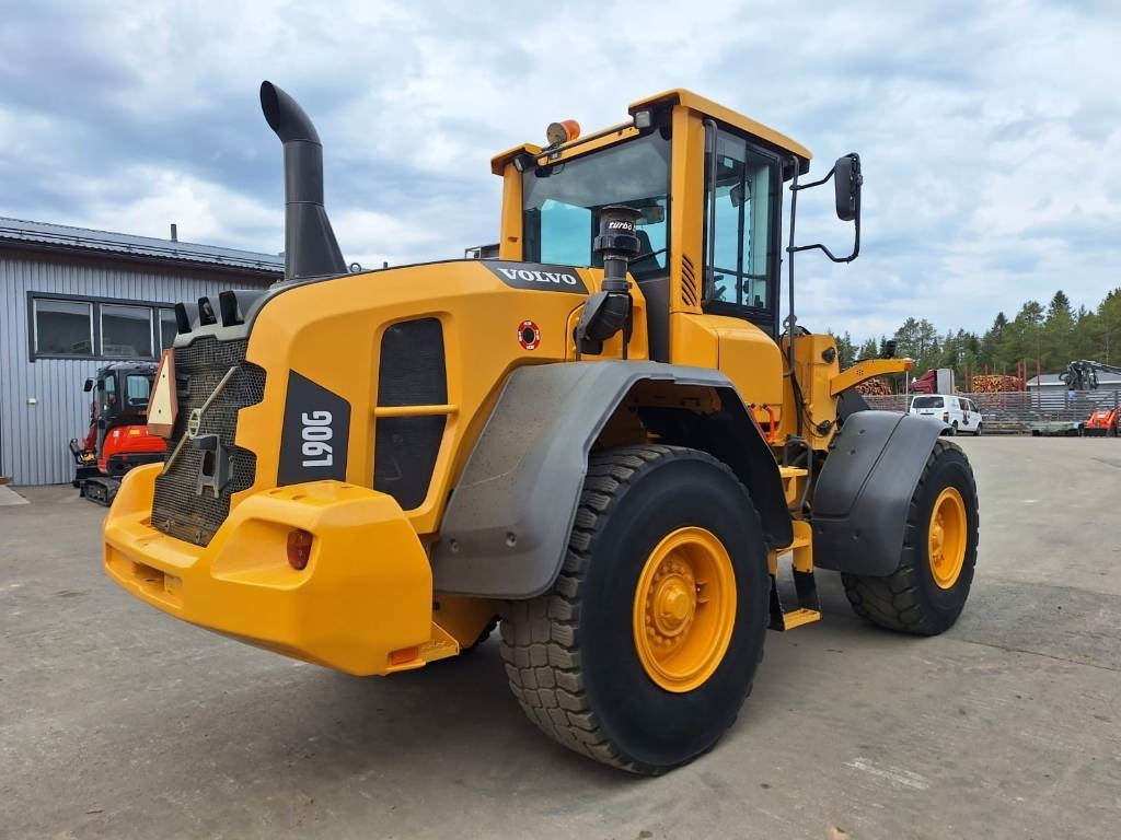Volvo L90G RASVARI, YM. - Fadrom me goma: foto 4 Volvo L90G RASVARI, YM. - Fadrom me goma: foto 4