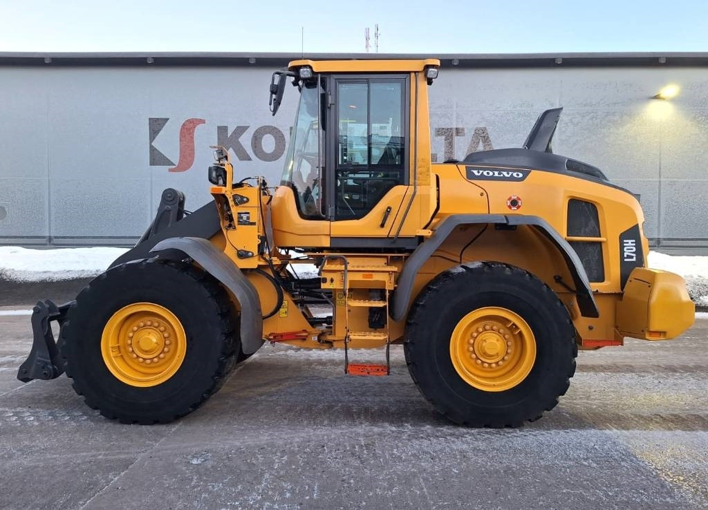 Volvo MYYTY! SOLD! L70H VIPUOHJAUS - Fadrom me goma: foto 1 Volvo MYYTY! SOLD! L70H VIPUOHJAUS - Fadrom me goma: foto 1