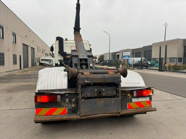 DAF CF85-410. 6x2. EU5. Retarder. - Kamion vetëngarkues: foto 3 DAF CF85-410. 6x2. EU5. Retarder. - Kamion vetëngarkues: foto 3