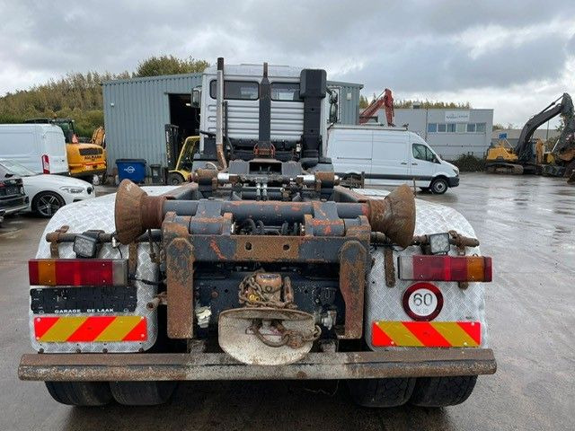 MAN 33-350. 6X6. Motorschaden. - Kamion vetëngarkues: foto 4 MAN 33-350. 6X6. Motorschaden. - Kamion vetëngarkues: foto 4