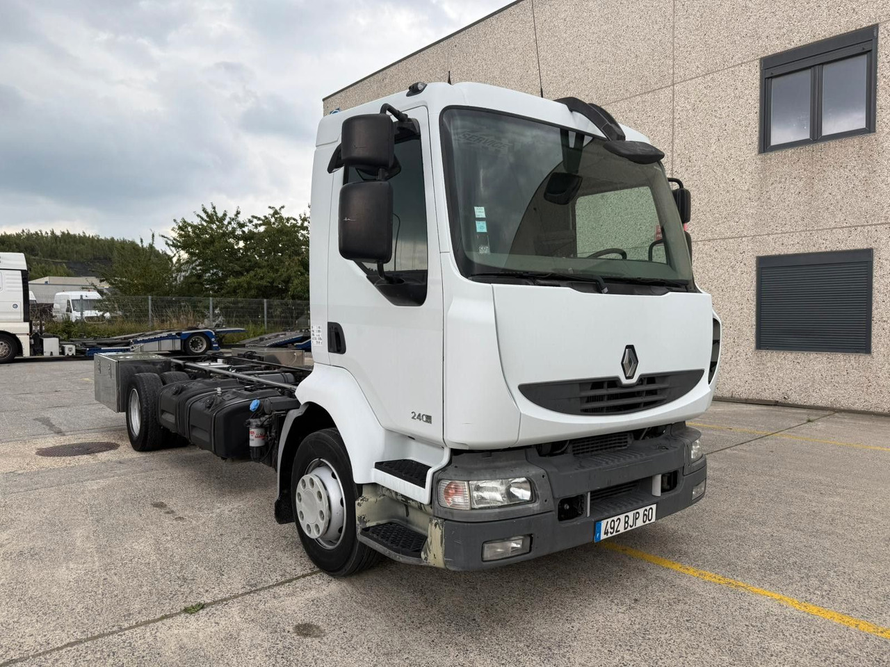 Renault Midlum 240dXi. Klima. 225.000km. - Kamion kabinë-shasi: foto 1 Renault Midlum 240dXi. Klima. 225.000km. - Kamion kabinë-shasi: foto 1