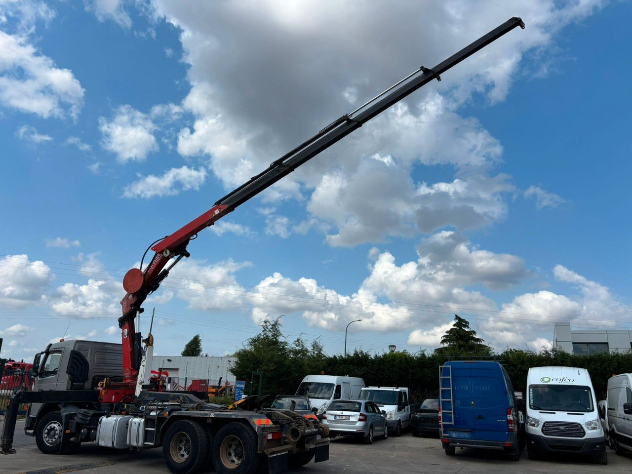 Volvo 6x4. Fassi F195A. Abroll. Funk. Tempomat. - Kamion me vinç: foto 1 Volvo 6x4. Fassi F195A. Abroll. Funk. Tempomat. - Kamion me vinç: foto 1