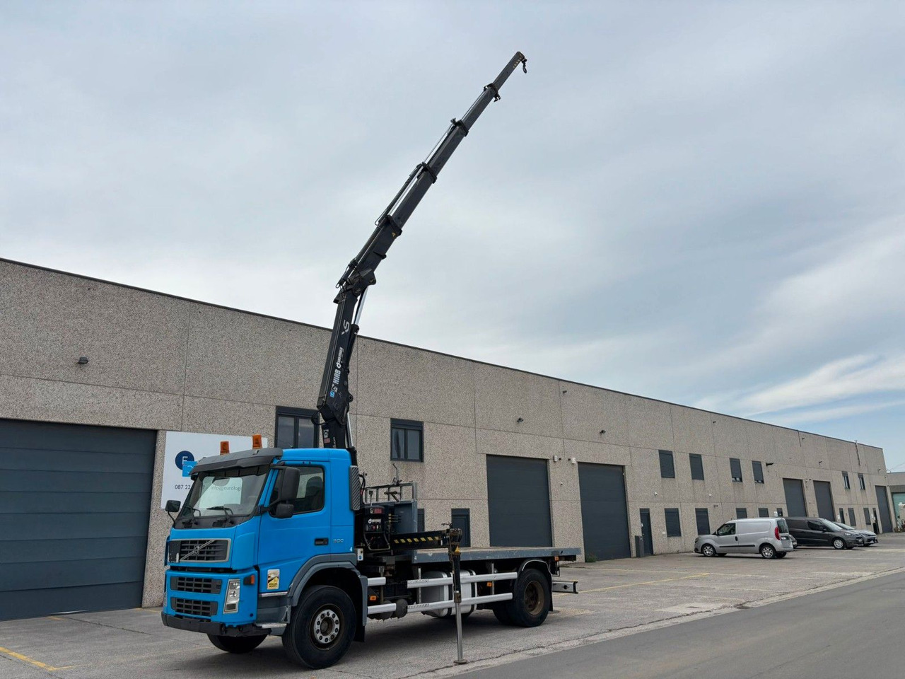 Volvo FM300. Hiab 166. Klima. - Kamion me vinç: foto 3 Volvo FM300. Hiab 166. Klima. - Kamion me vinç: foto 3