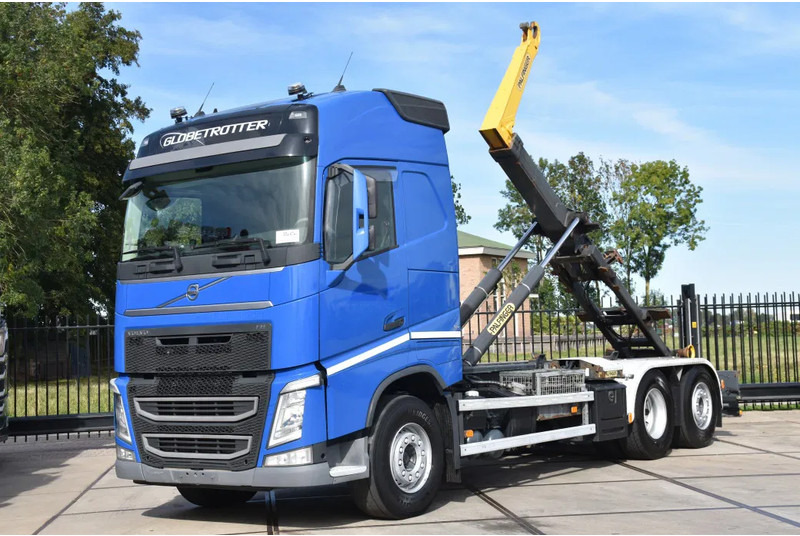 Volvo FH 460 6x2*4 - PALFINGER HOOKLIFT - 841 TKM - PARK. AIRCO - WHEELBASE: 480 CM - PTO - TOP CONDITION - - Kamion vetëngarkues: foto 1 Volvo FH 460 6x2*4 - PALFINGER HOOKLIFT - 841 TKM - PARK. AIRCO - WHEELBASE: 480 CM - PTO - TOP CONDITION - - Kamion vetëngarkues: foto 1