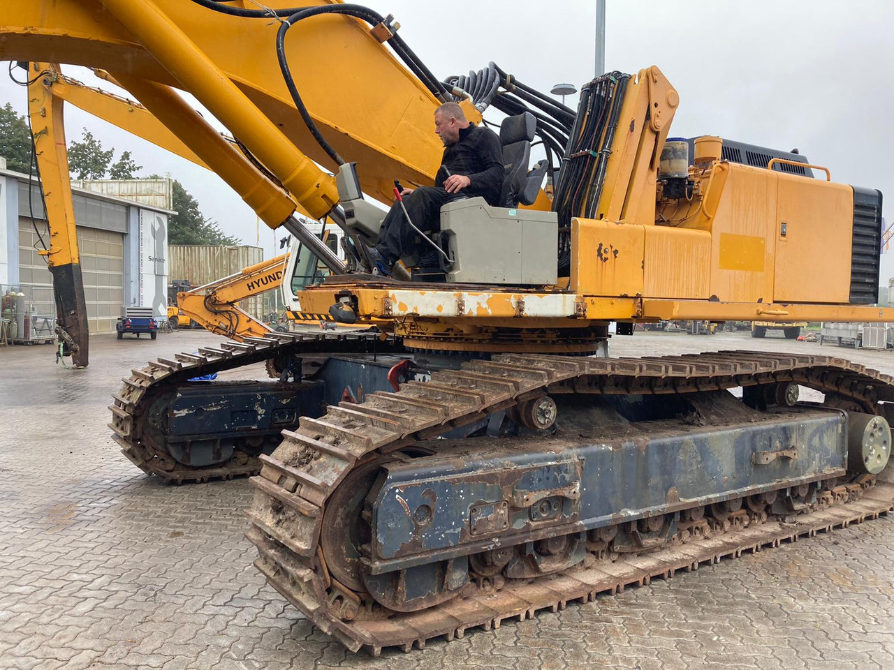 LIEBHERR R964BEW - Ekskavator me zinxhirë: foto 2 LIEBHERR R964BEW - Ekskavator me zinxhirë: foto 2