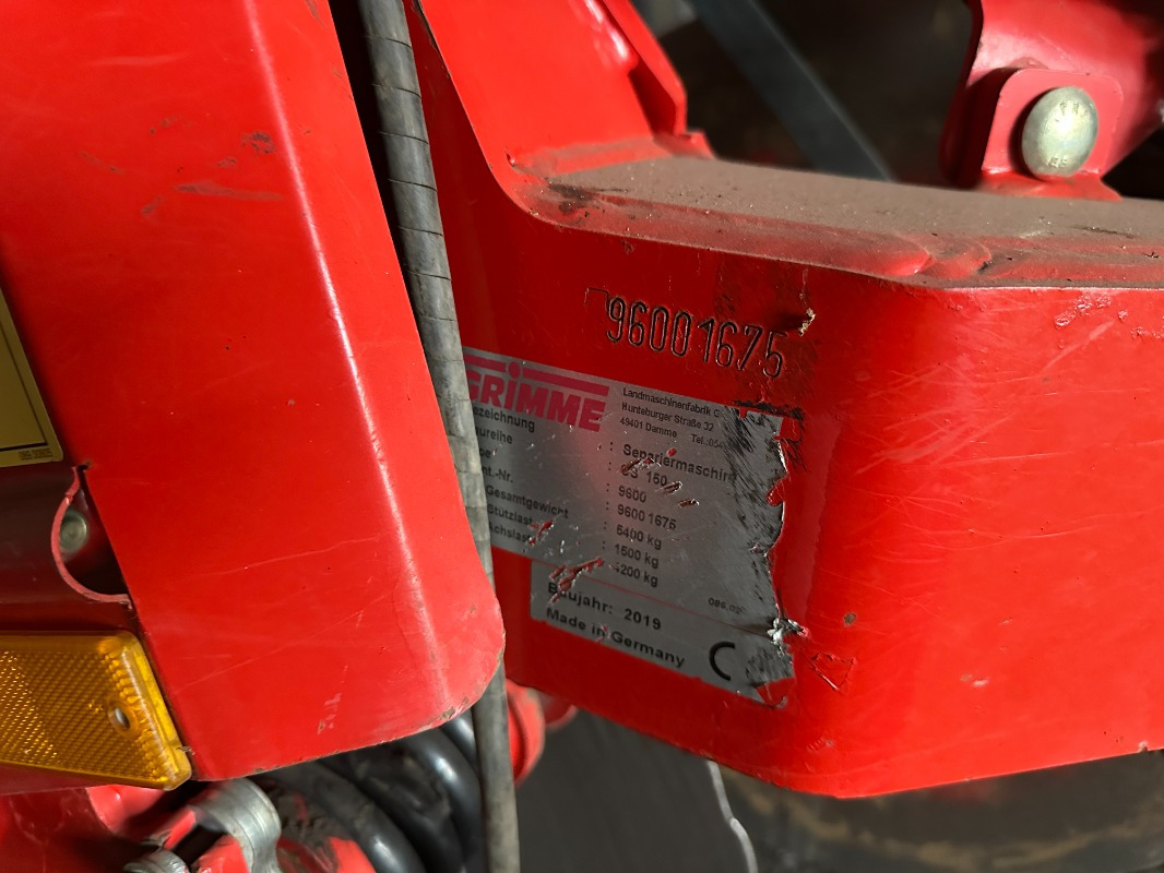 Grimme CS 150 RotaPower XL - Makinë për nxjerrjen e patateve: foto 2 Grimme CS 150 RotaPower XL - Makinë për nxjerrjen e patateve: foto 2