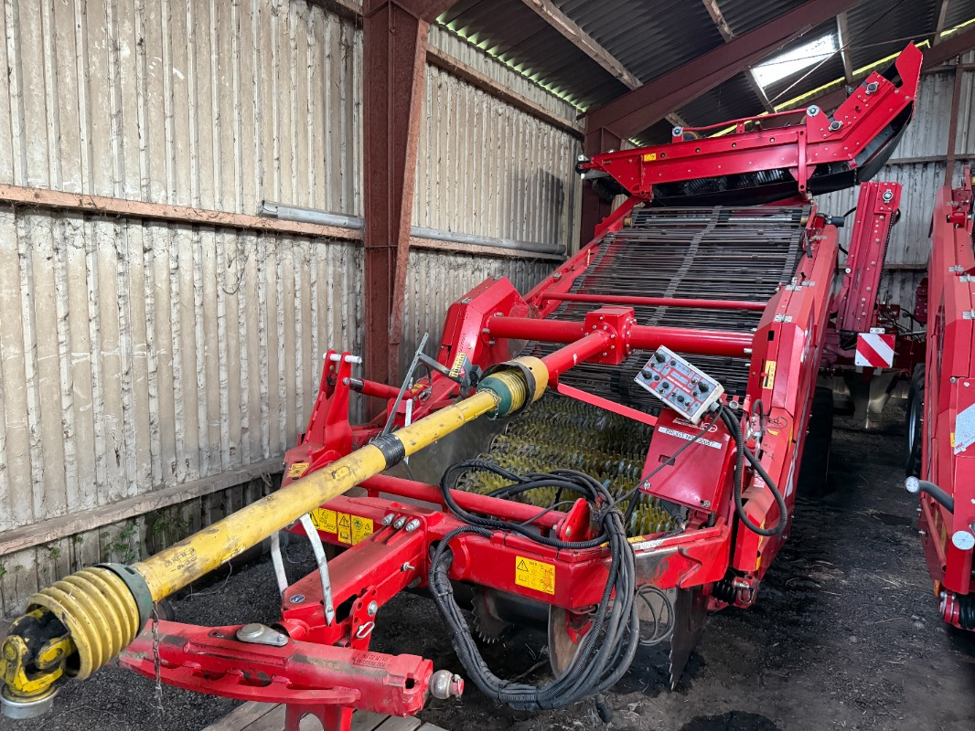 Grimme CS 170 RotaPower - Makinë për nxjerrjen e patateve: foto 1 Grimme CS 170 RotaPower - Makinë për nxjerrjen e patateve: foto 1