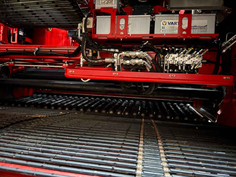 Grimme VARITRON 470 - Makinë korrëse: foto 5 Grimme VARITRON 470 - Makinë korrëse: foto 5