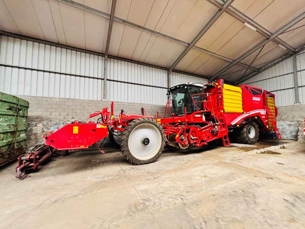 Grimme VARITRON 470 GEN III - Makinë korrëse: foto 1 Grimme VARITRON 470 GEN III - Makinë korrëse: foto 1
