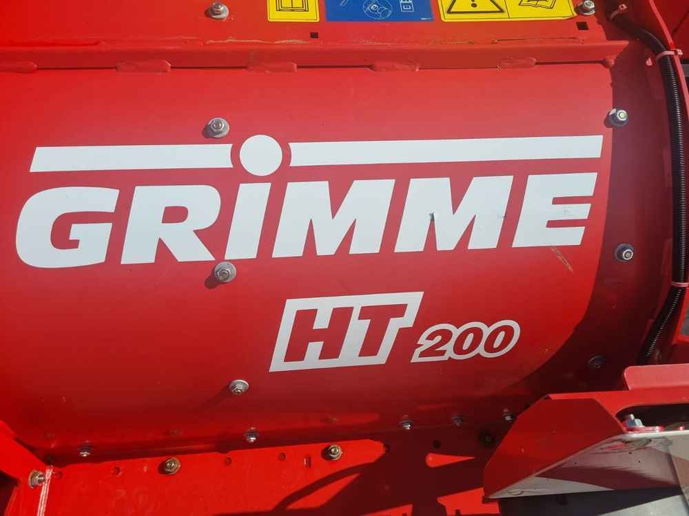 Grimme Grimme HT 200 Front Mounted Self-Propelled Topper - Makinë korrëse: foto 2 Grimme Grimme HT 200 Front Mounted Self-Propelled Topper - Makinë korrëse: foto 2