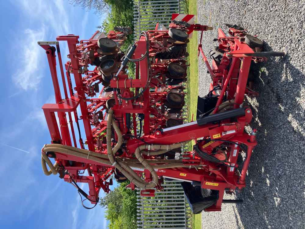 Kverneland Kverneland Monopill, 18 Row, Sugarbeet Drill - Mbjellëse në radhë: foto 4 Kverneland Kverneland Monopill, 18 Row, Sugarbeet Drill - Mbjellëse në radhë: foto 4