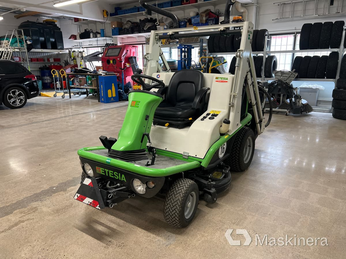 Åkgräsklippare Etesia H124D - Korrëse bari i kopshtit: foto 1 Åkgräsklippare Etesia H124D - Korrëse bari i kopshtit: foto 1
