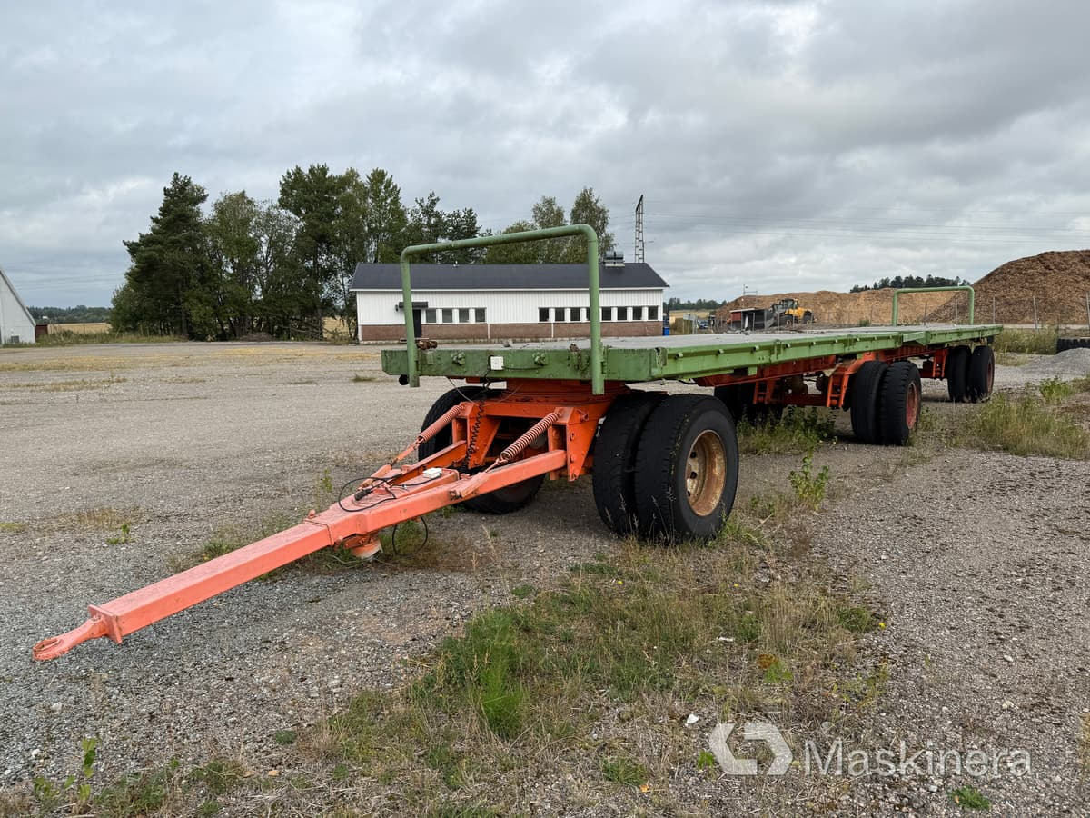 Balvagn 12m / Lastbilsflak Balvagn 12m / Lastbilssläp - Rimorkio bujqësore me platformë: foto 1 Balvagn 12m / Lastbilsflak Balvagn 12m / Lastbilssläp - Rimorkio bujqësore me platformë: foto 1
